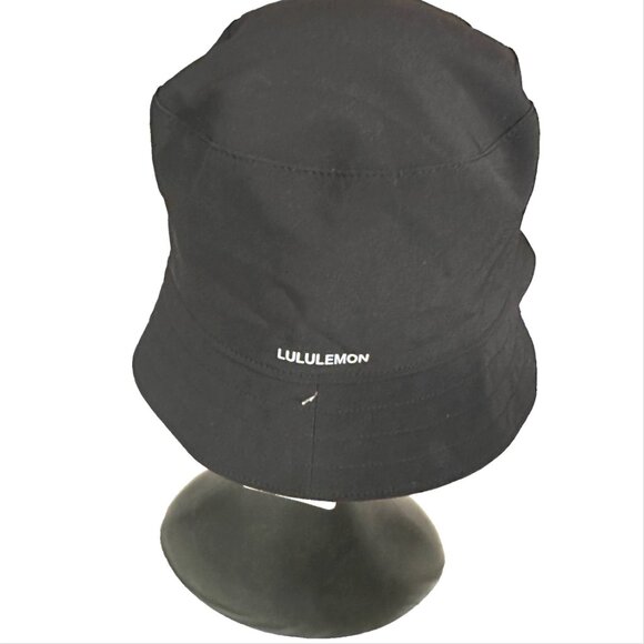 Lululemon Both Ways Reversible Bucket Hat — Black / Red Tie-Dye — NWT - Picture 4 of 4